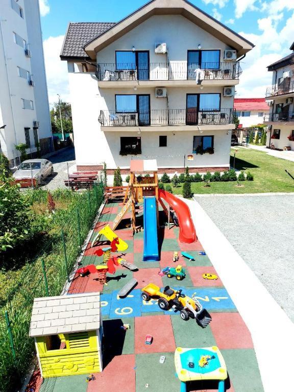 Vila Yna Navodari Exterior photo